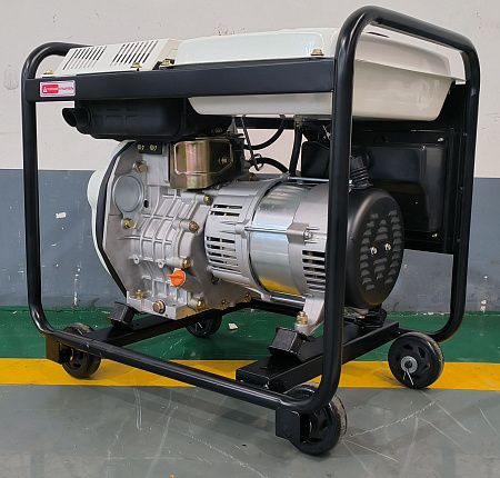 Дизельный генератор GMP 4000D