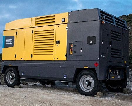 Дизельный компрессор Atlas Copco XRVS 1350 на шасси